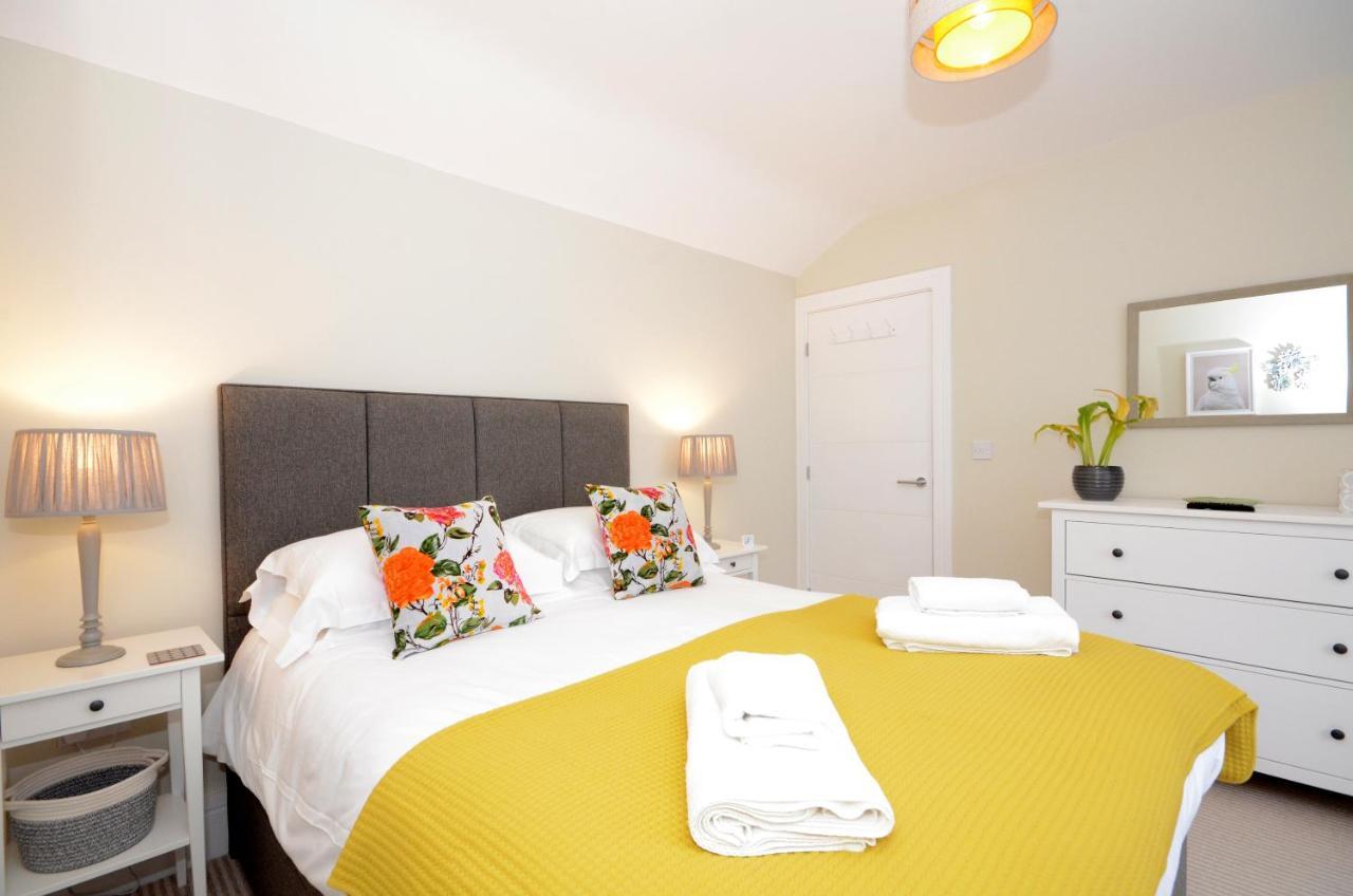The Mews - 2 Bedroom Luxury, Spacious House With Free Parking York Ngoại thất bức ảnh